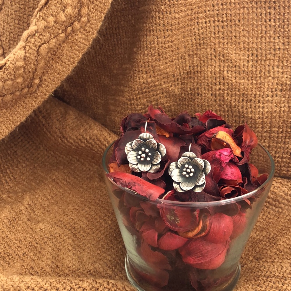 Beautiful Flowers Earring